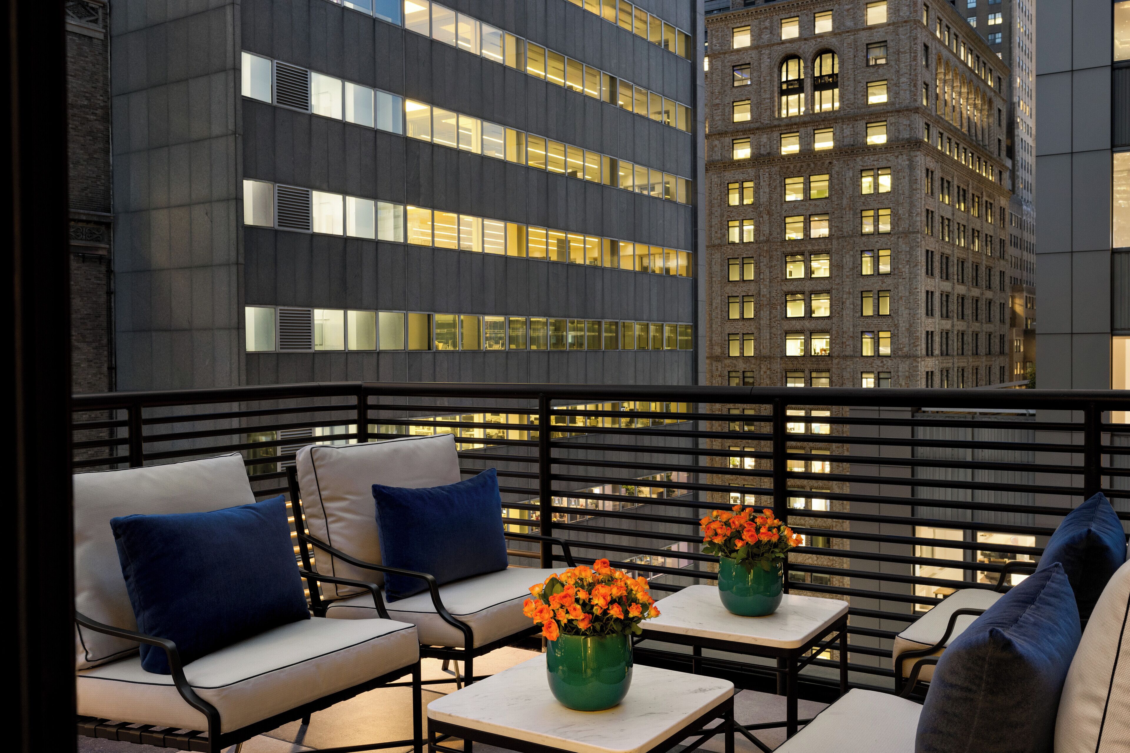 Down duvets, in-room safe, desk, laptop workspace