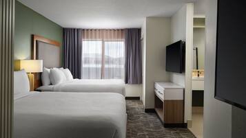 Una scrivania, ferro/asse da stiro, Wi-Fi gratuito, lenzuola