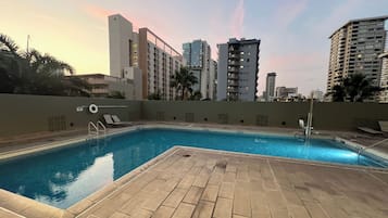 Indoor pool, open 3:00 PM to 10:00 PM, sun loungers