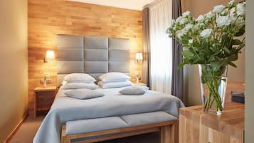 1 bedroom, premium bedding, in-room safe, individually decorated