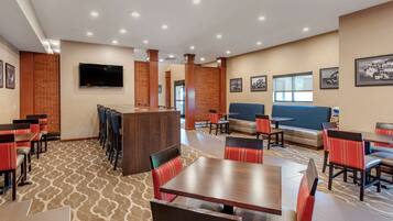 Free on-the-go breakfast on weekends