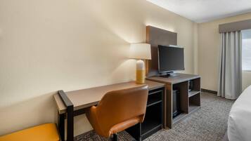 1 bedroom, desk, laptop workspace, blackout curtains
