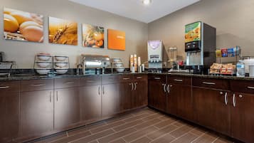 Free daily buffet breakfast