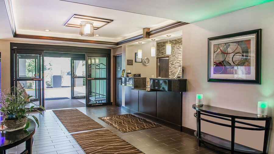 Comfort Inn & Suites Butler