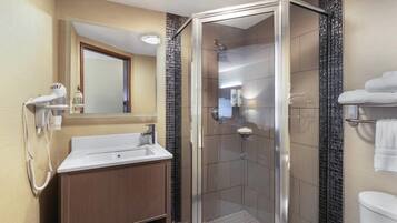 1 bedroom, desk, laptop workspace, blackout drapes