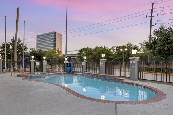 Seasonal outdoor pool