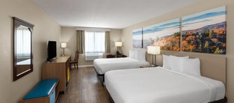 Days Inn by Wyndham Mountain Home
