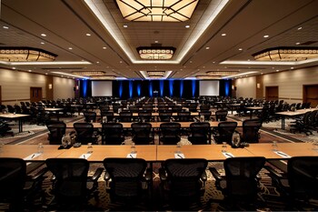 Meeting space at Tempe Mission Palms, a Destination by Hyatt Hotel