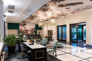 Lobby - NH Cape Town The Lord Charles (Cape Town)