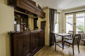 Property amenity - London Lodge Hotel (London)