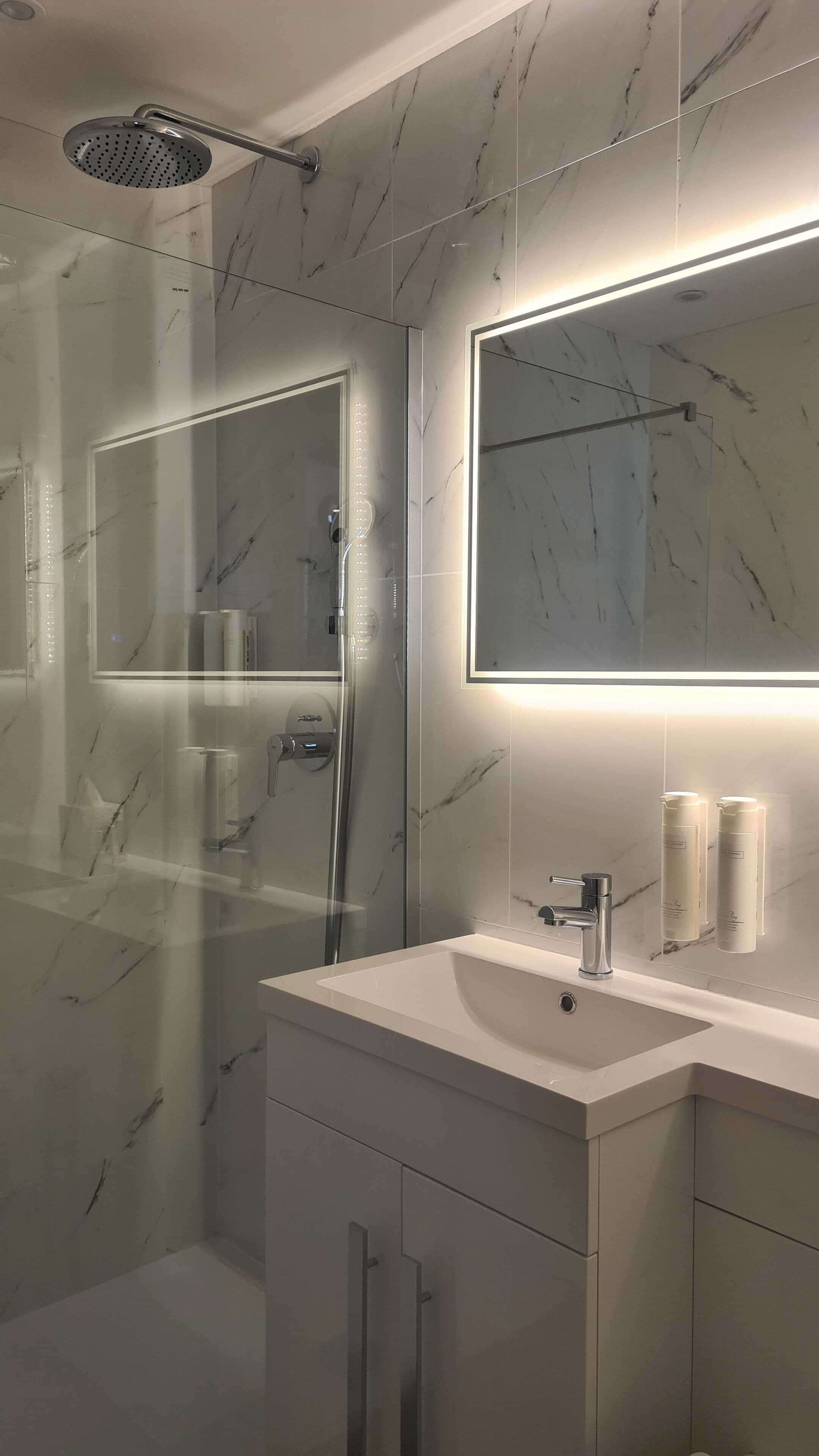 petite double room | bathroom | shower, rainfall showerhead, eco-friendly toiletries, hair dryer