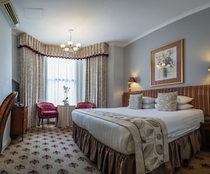 Executive Double or Twin Room (Extra Charge Added for Extra Sofa Bed) | Premium bedding, Select Comfort beds, minibar, desk