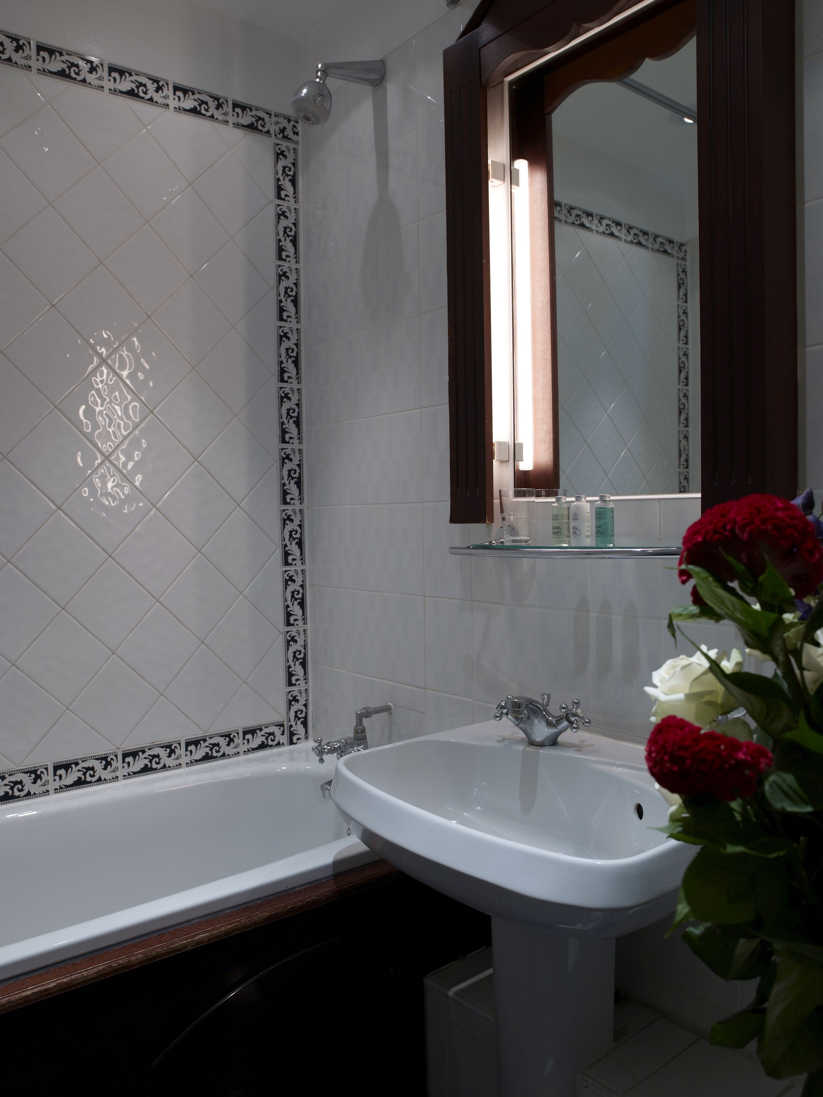 shower, rainfall showerhead, eco-friendly toiletries, hair dryer