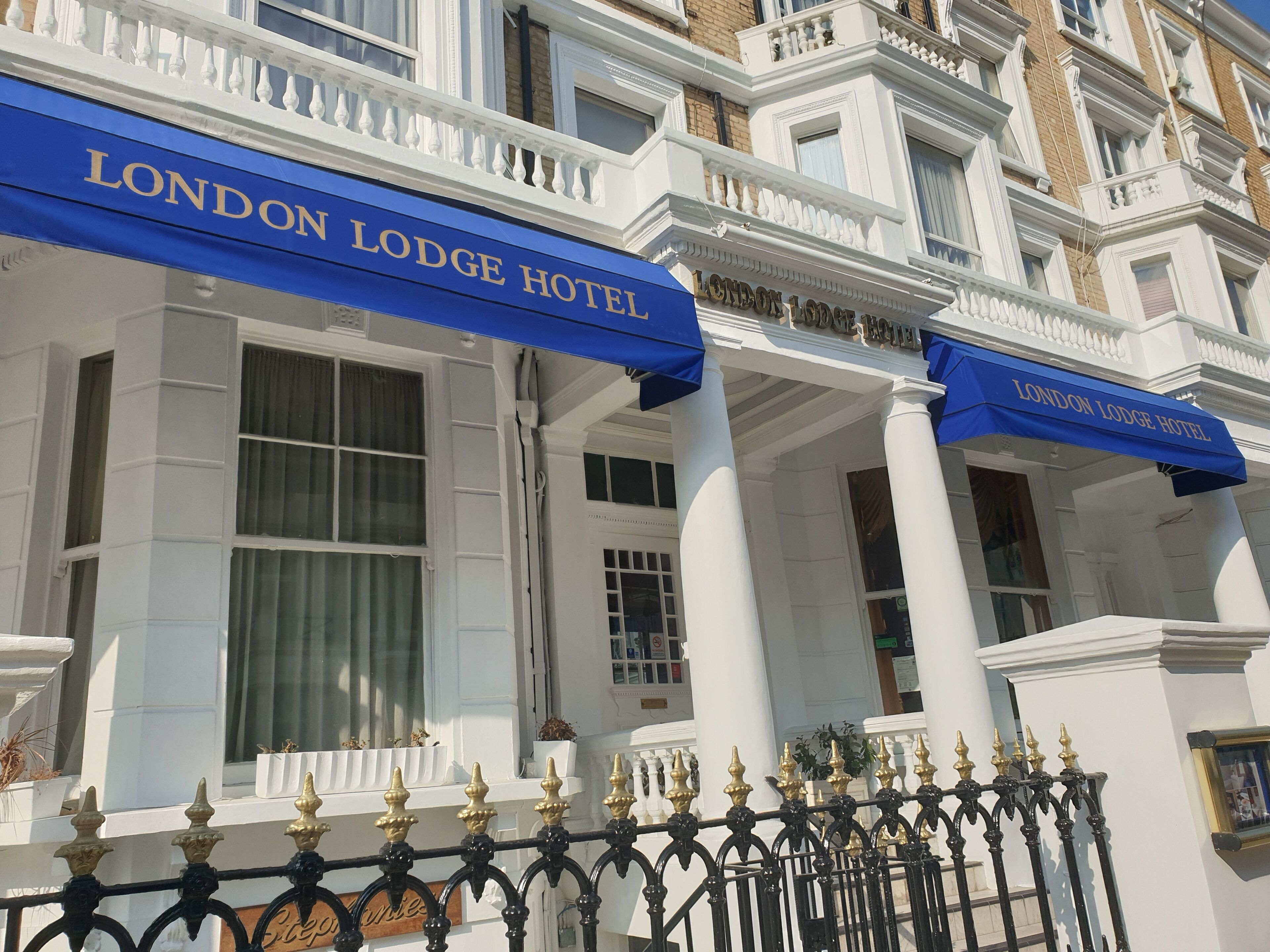 Photo - London Lodge Hotel