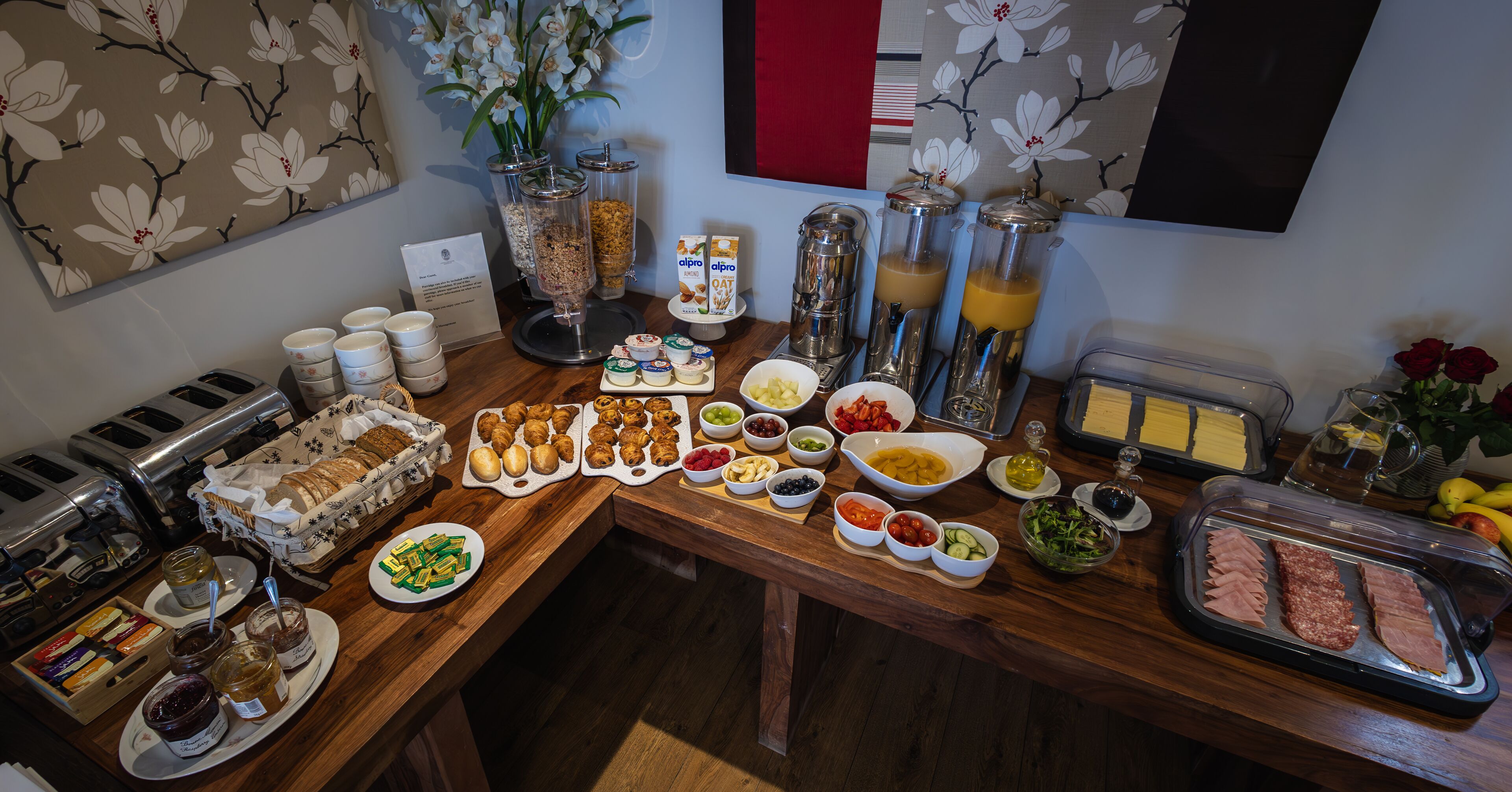 Photo - London Lodge Hotel