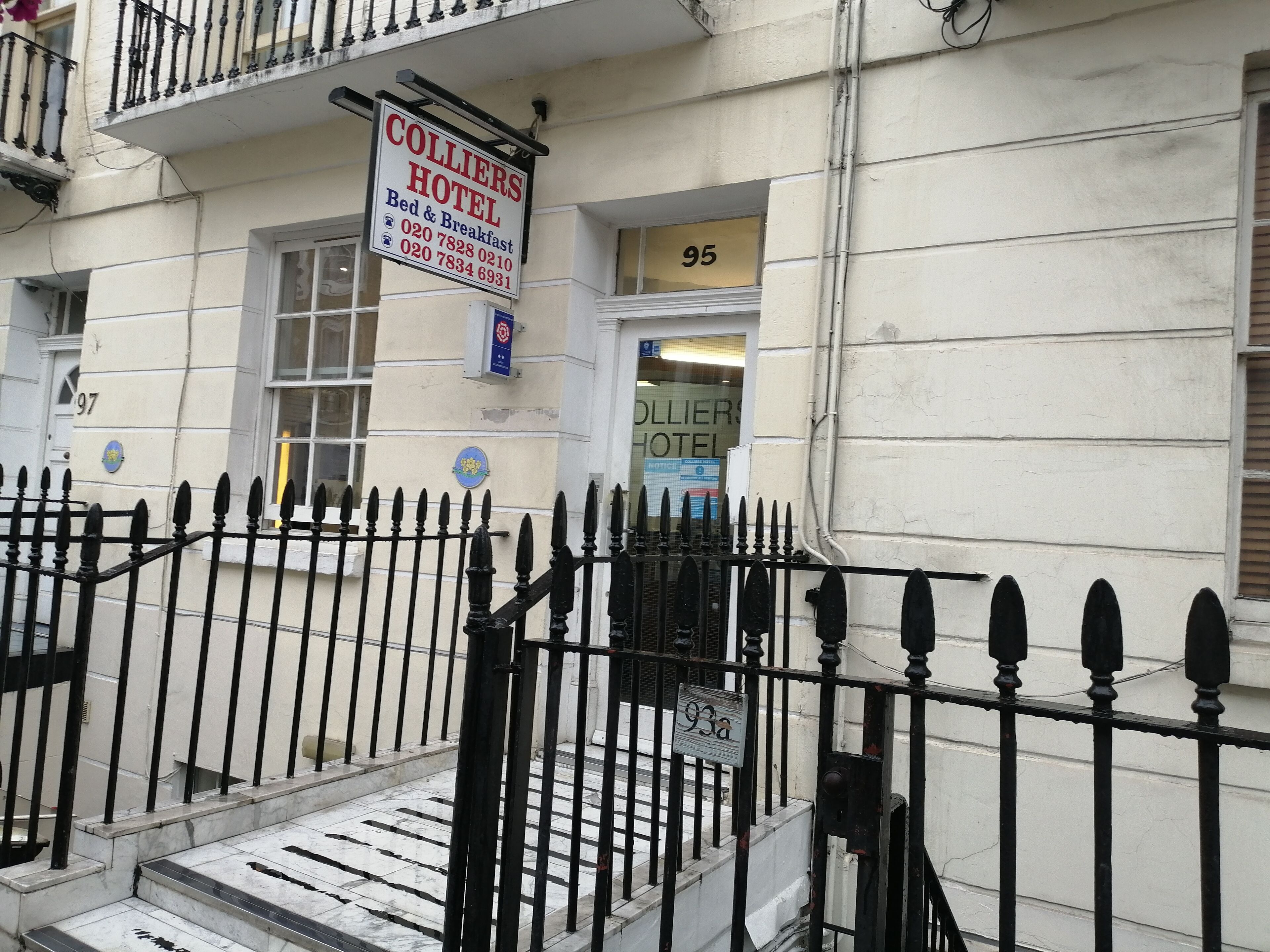 Foto - Colliers Hotel