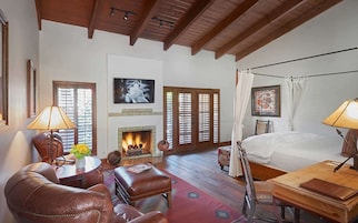 Premium bedding, down comforters, pillowtop beds, in-room safe