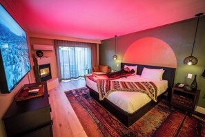 Superior Room, King Bed, Soaking Tub, Fireplace, Patio | Premium bedding, in-room safe, laptop workspace, blackout drapes