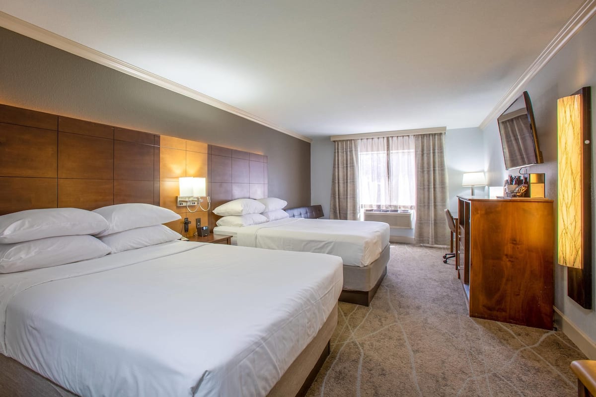 Premium bedding, pillow-top beds, in-room safe, desk