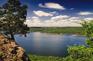 Point of interest - Club Wyndham Resort at Fairfield Bay (Fairfield Bay)