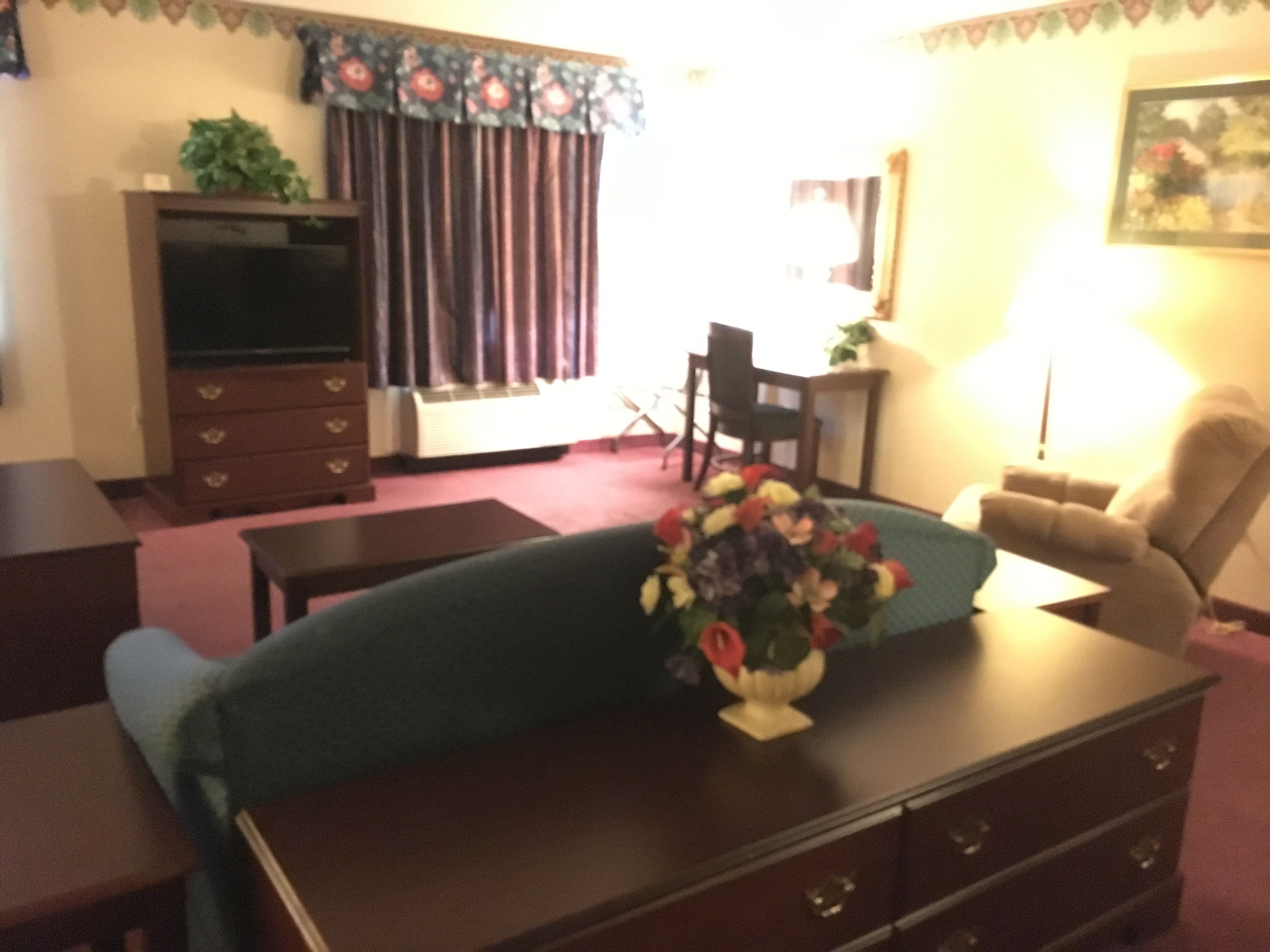 in-room safe, desk, iron/ironing board, rollaway beds