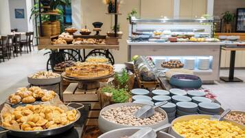 Frokostbuffé er inkludert hver dag