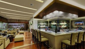 Serves lunch, dinner and brunch - Jaypee Siddharth (New Delhi)
