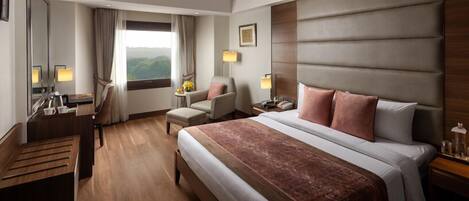 Executive-rum | 1 sovrum, sängtillbehör av högsta kvalitet, duntäcken och minibar