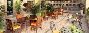 4 nhà hàng, phục vụ bữa sáng