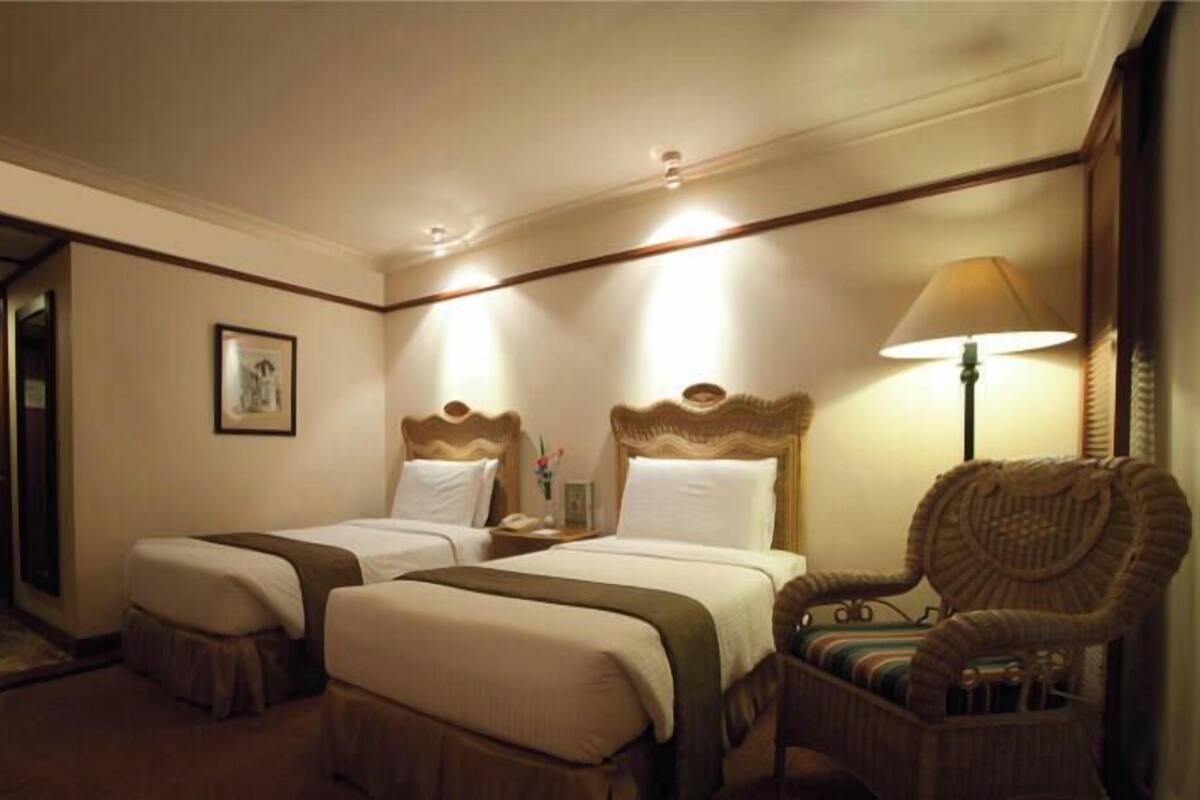 Ropa de cama de alta calidad y minibar 