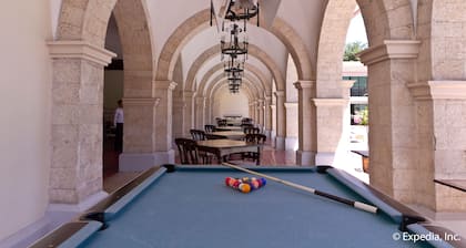 Waterfront Airport Hotel & Casino
