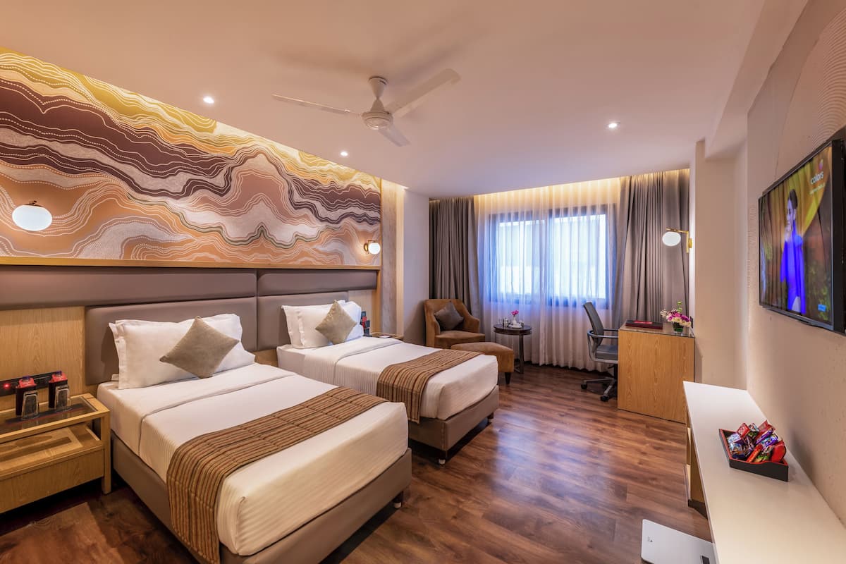 迷你吧、房內夾萬、遮光窗簾/窗簾、熨斗/熨衫板