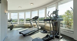 Fitness facility - PLAZA Premium Köln (Cologne)