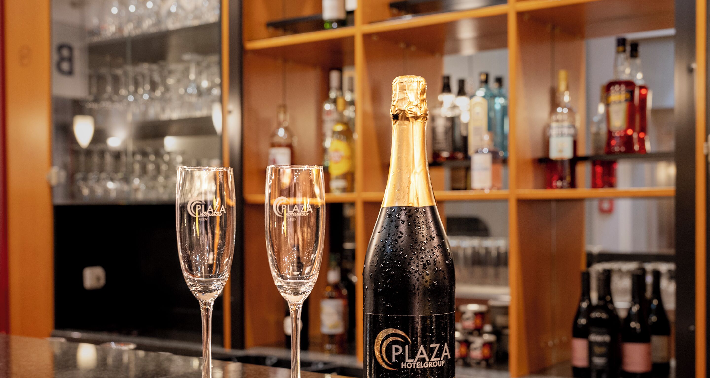 Photo - PLAZA Premium Köln