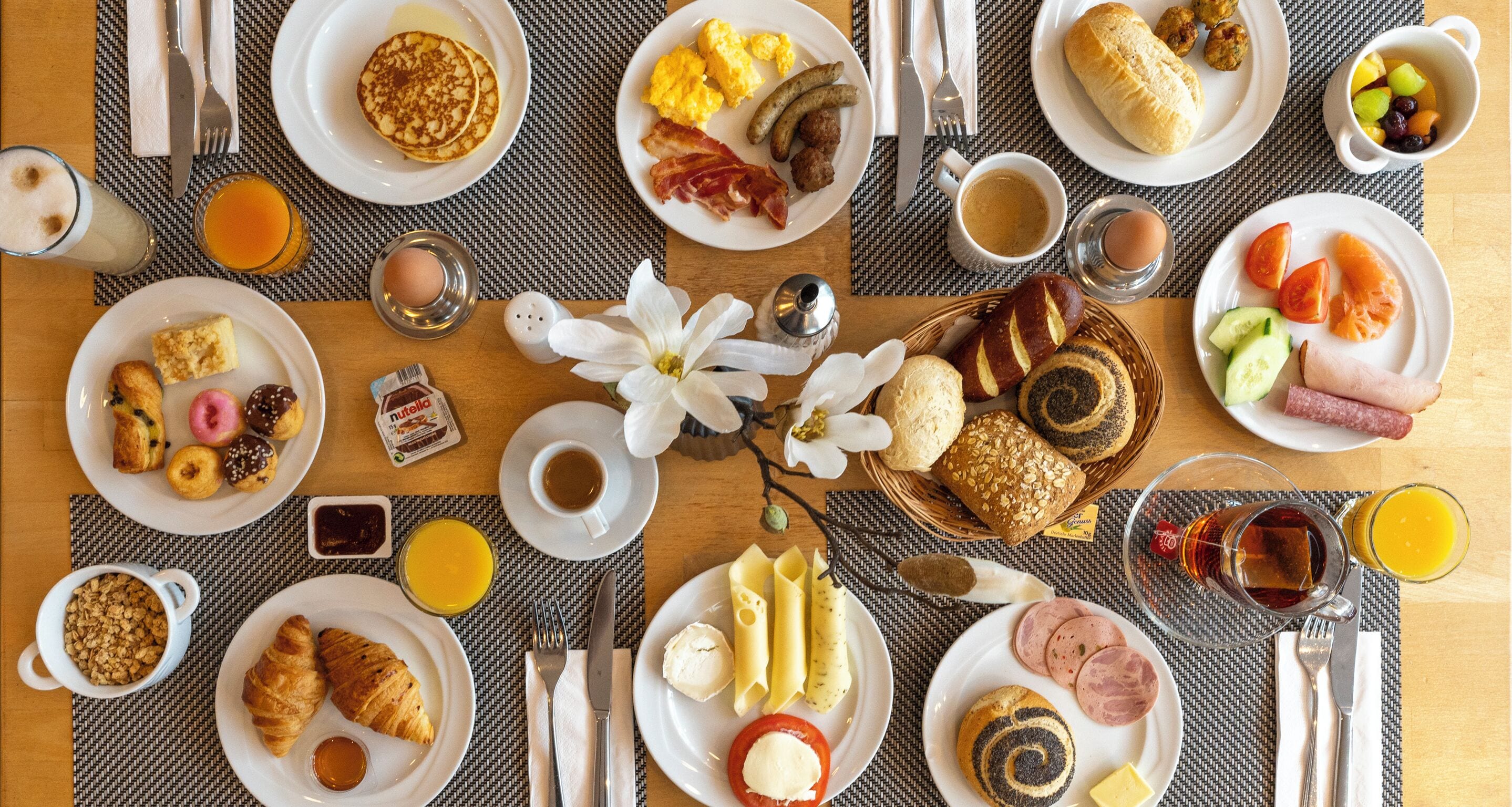 Photo - PLAZA Premium Köln