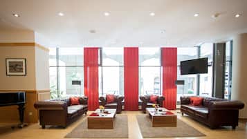 Coin salon dans le hall