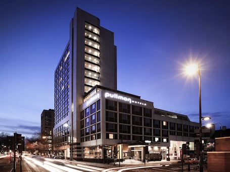 Exterior. Pullman London St Pancras