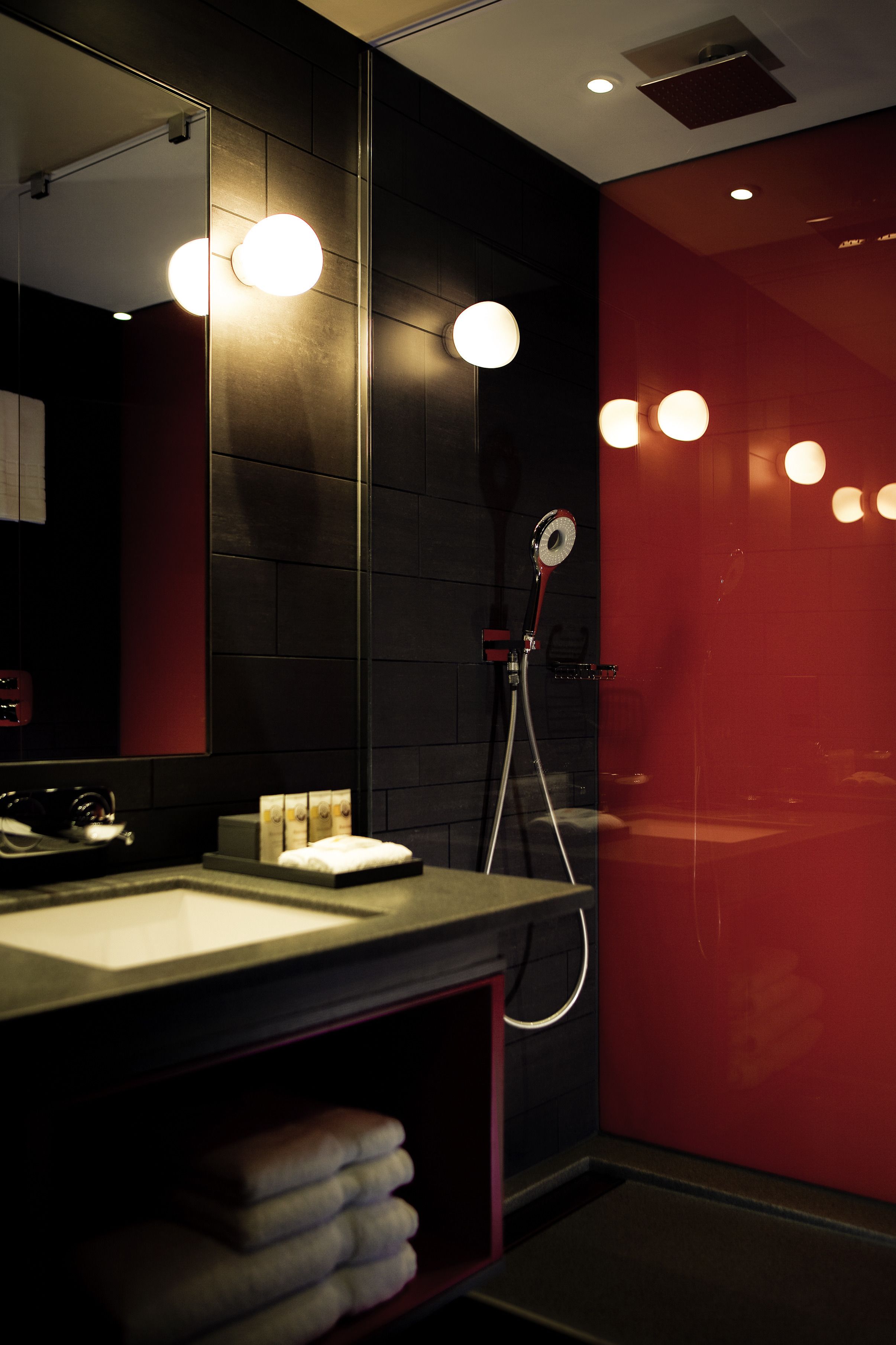 deluxe room, 1 king bed | bathroom sink