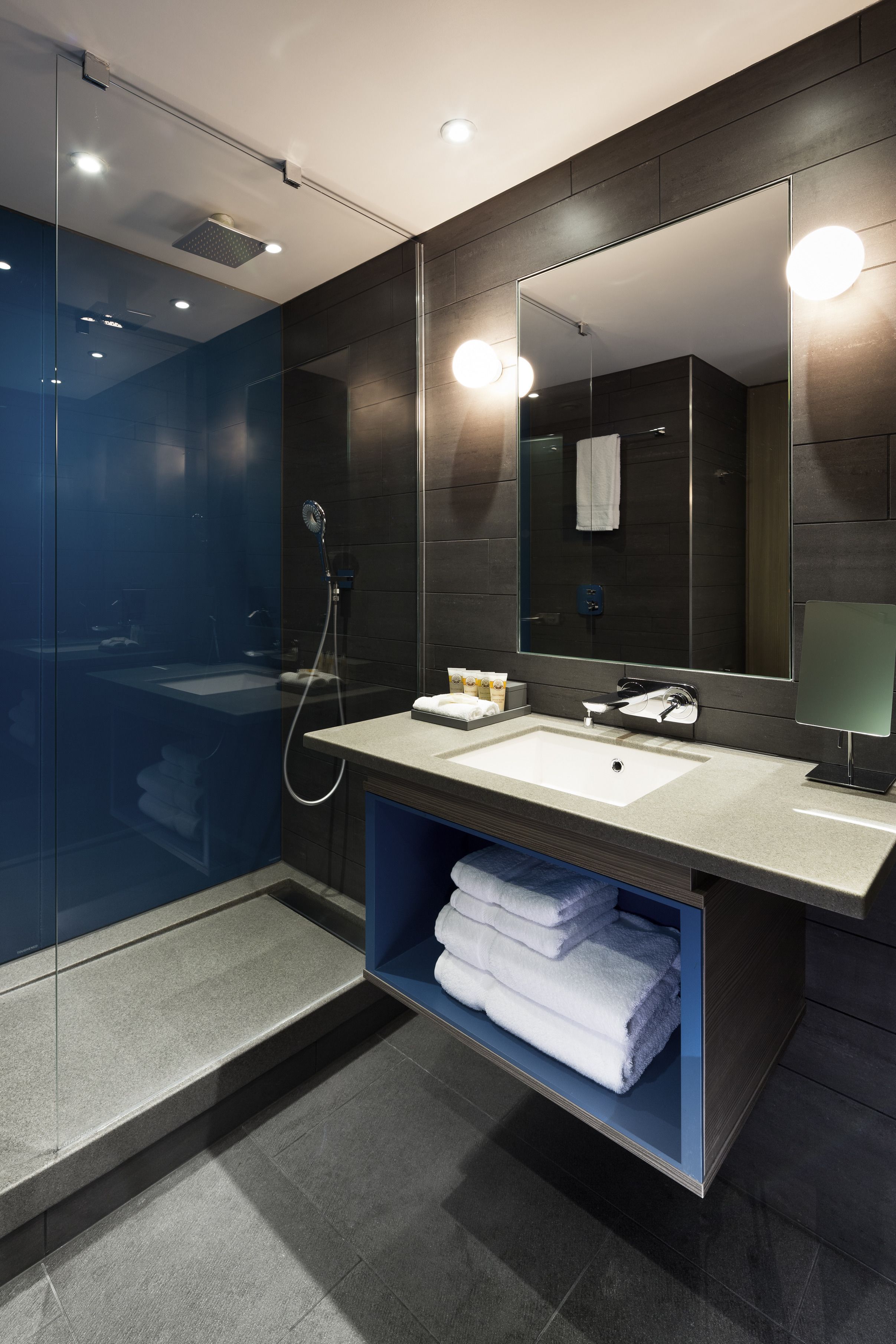 shower, rainfall showerhead, eco-friendly toiletries, hair dryer