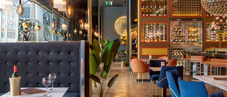 Breakfast, lunch, dinner served; Modern European cuisine