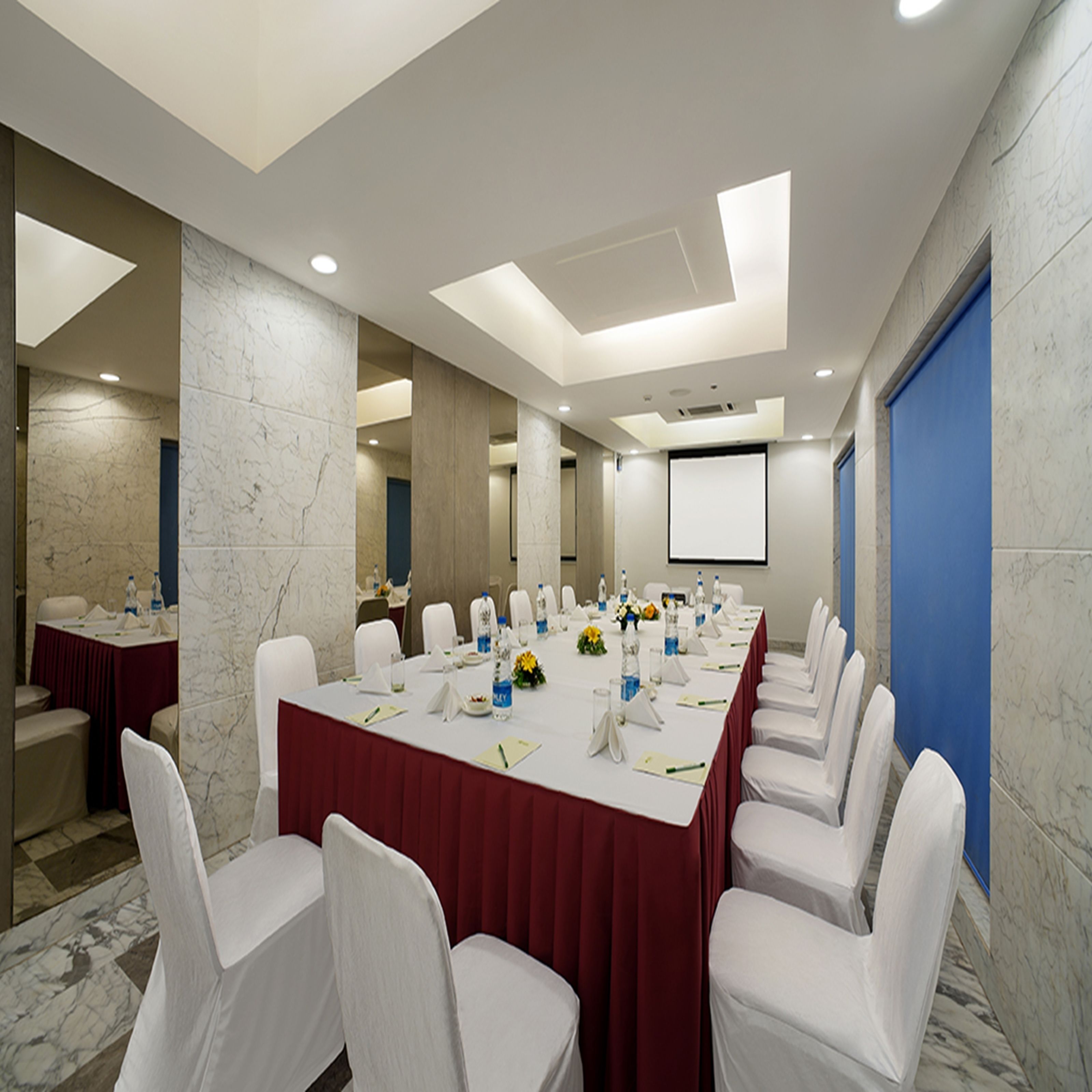 Foto - Radha Regent, Chennai