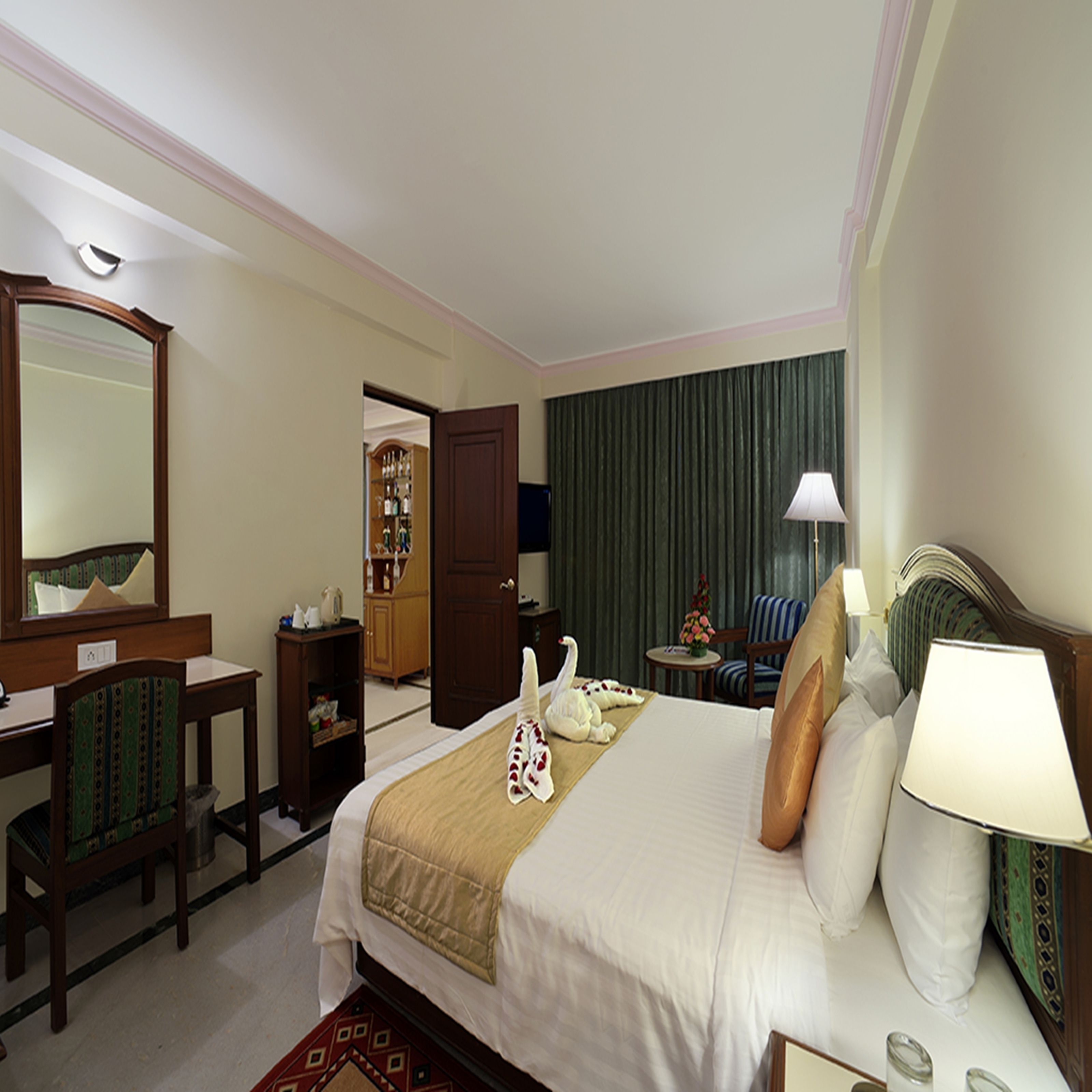 Foto - Radha Regent, Chennai