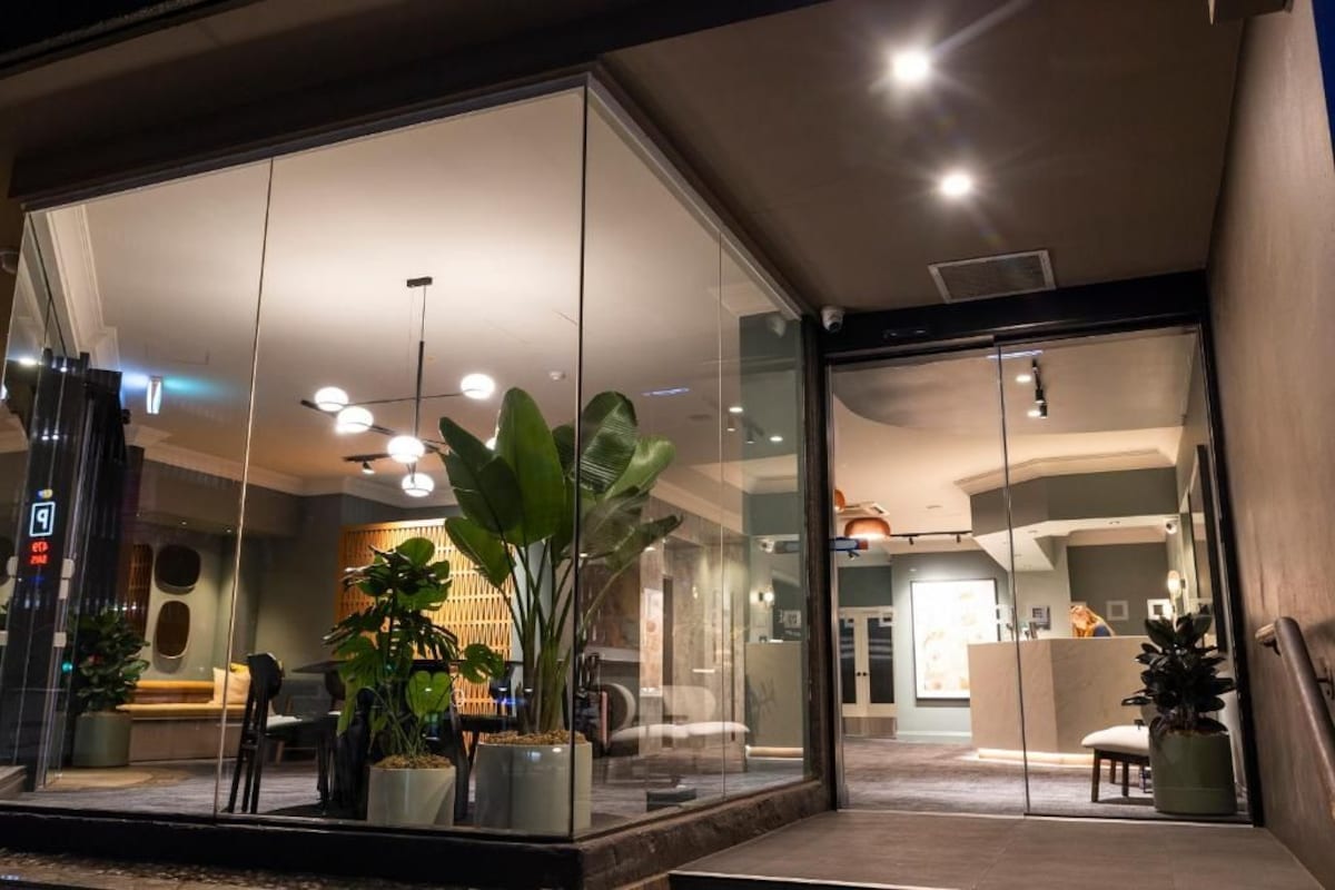 Pensione Hotel Perth