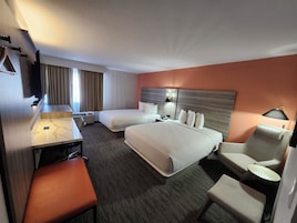 1 habitación, ropa de cama de alta calidad, escritorio y wifi gratis