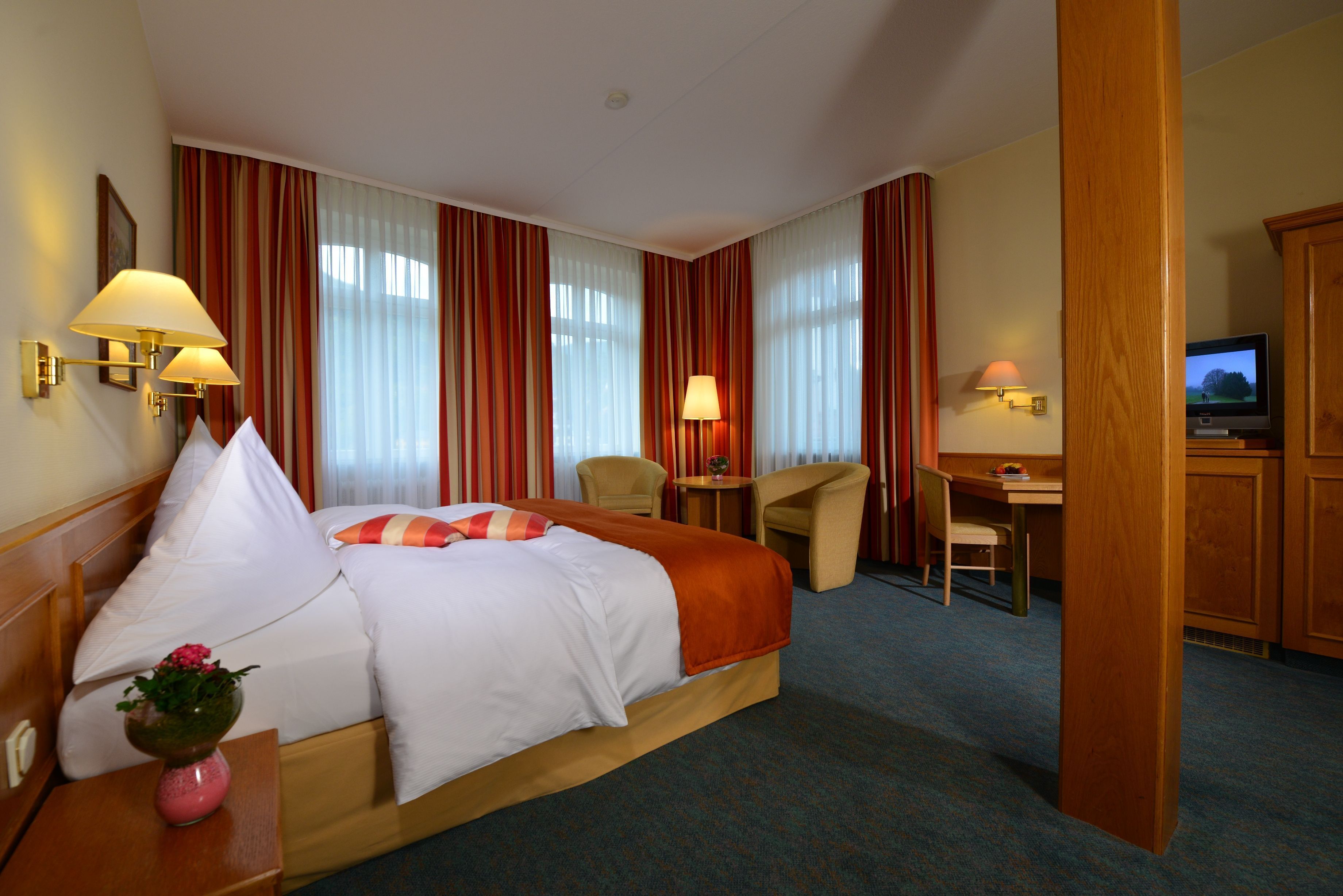 superior double room | hypo-allergenic bedding, pillow-top beds, minibar, in-room safe
