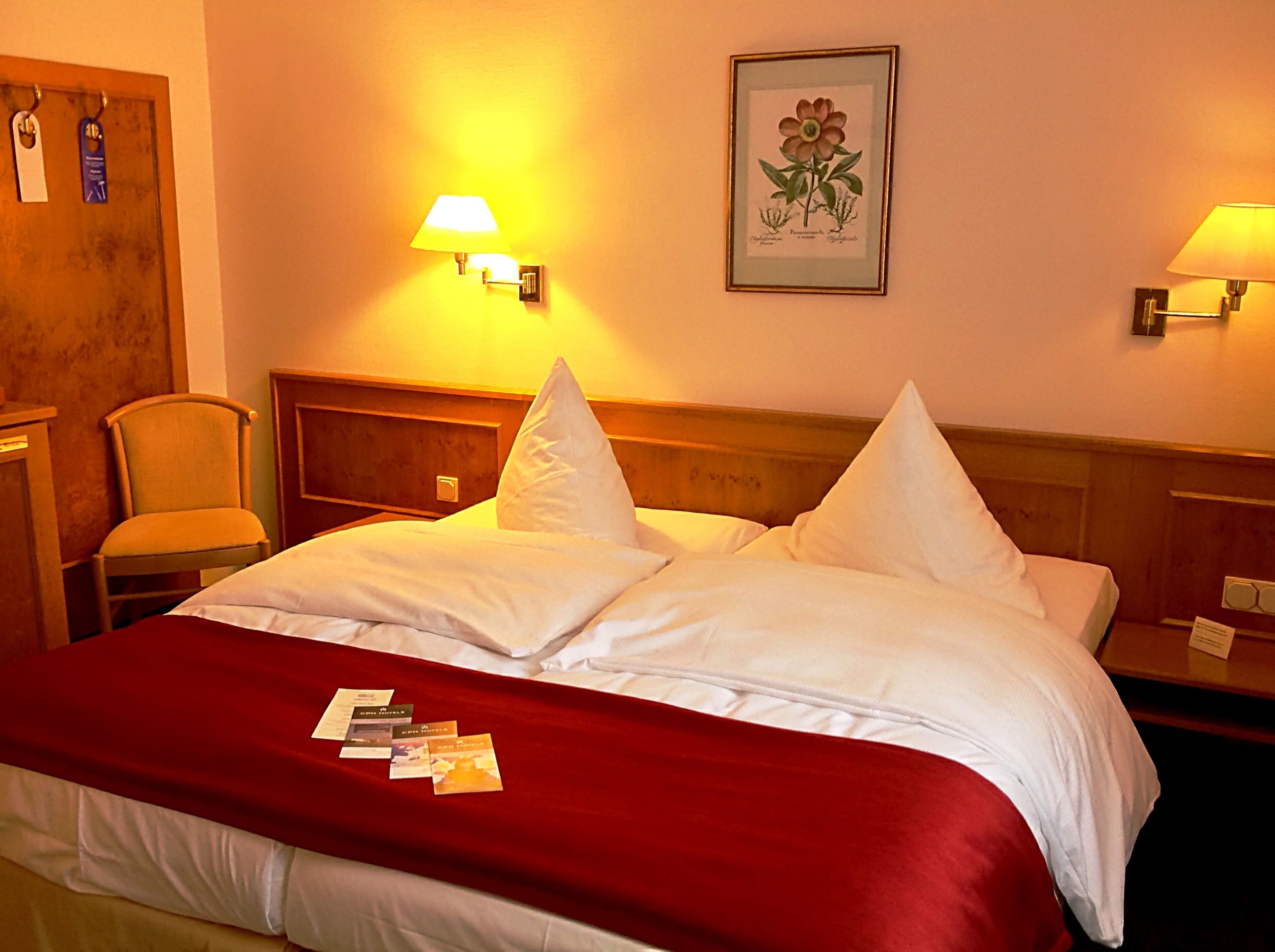 Double Room with Air Conditioning | Hypo-allergenic bedding, pillowtop beds, minibar, in-room safe