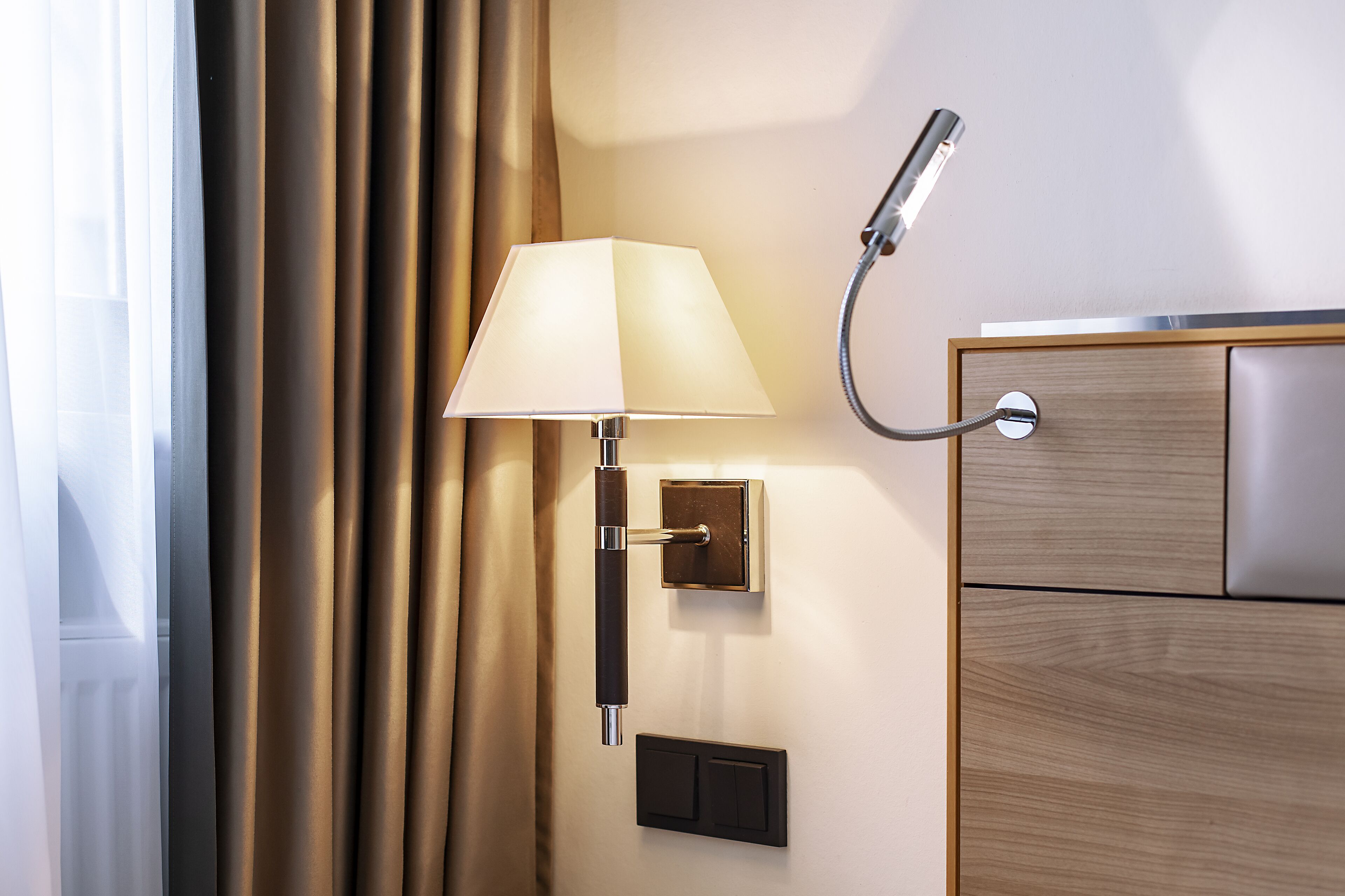 1 bedroom, hypo-allergenic bedding, minibar, in-room safe