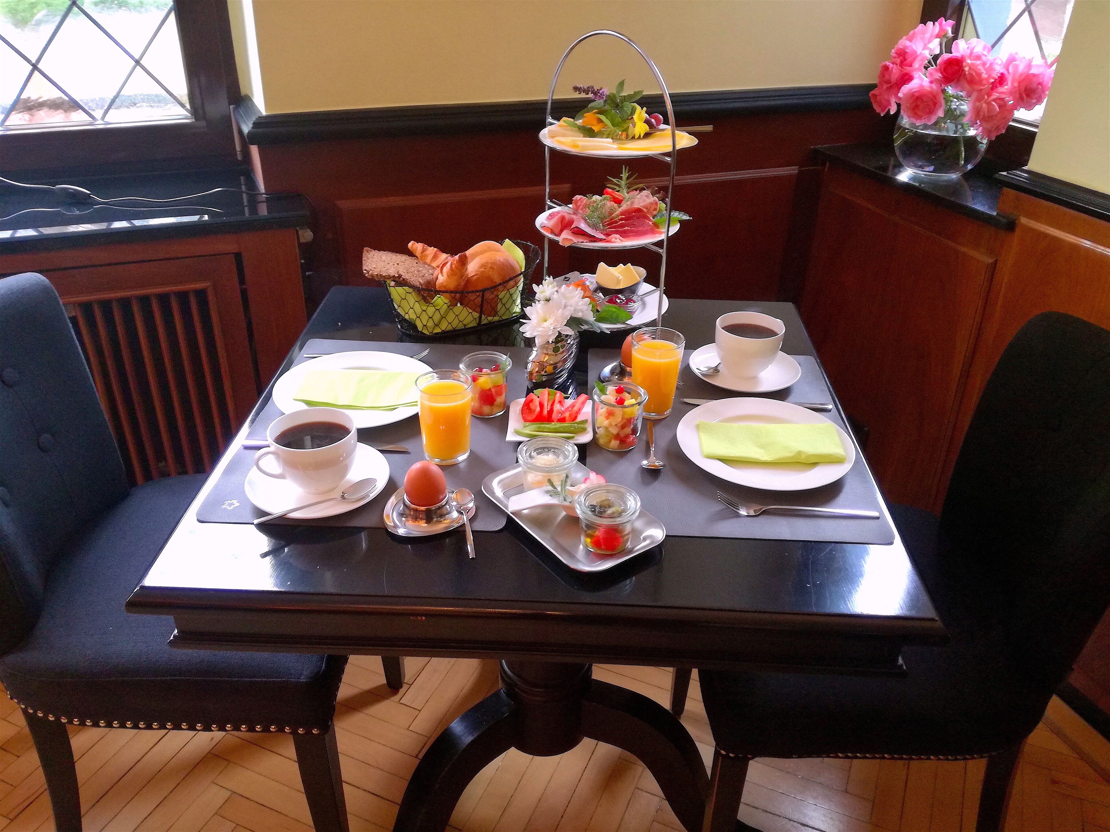 daily buffet breakfast (eur 8 per person)