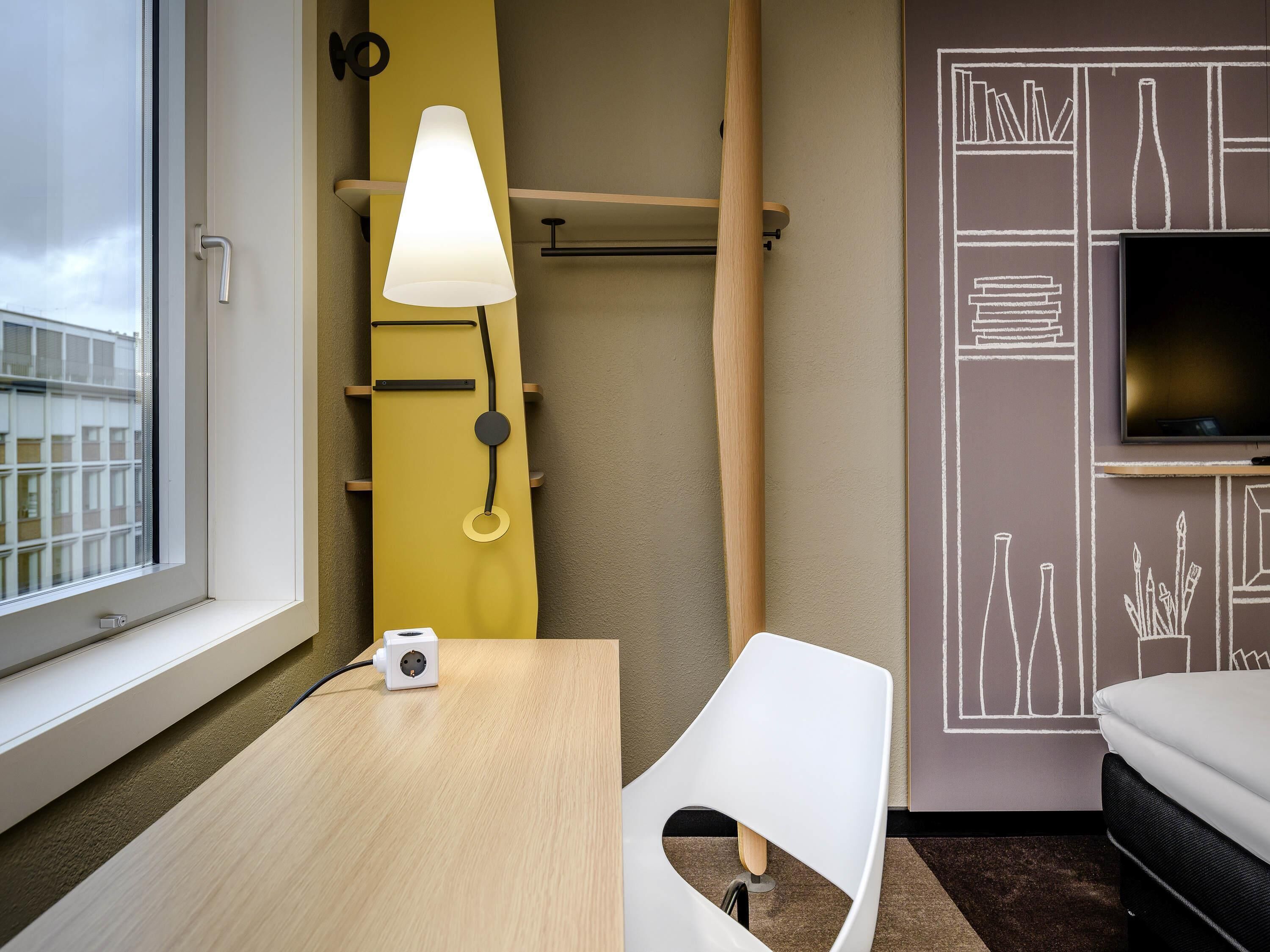 Standard Twin Room, 2 Twin Beds | In-room safe, desk, blackout drapes, soundproofing