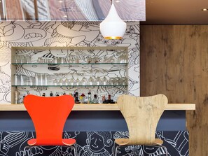 Bar (in der Unterkunft)